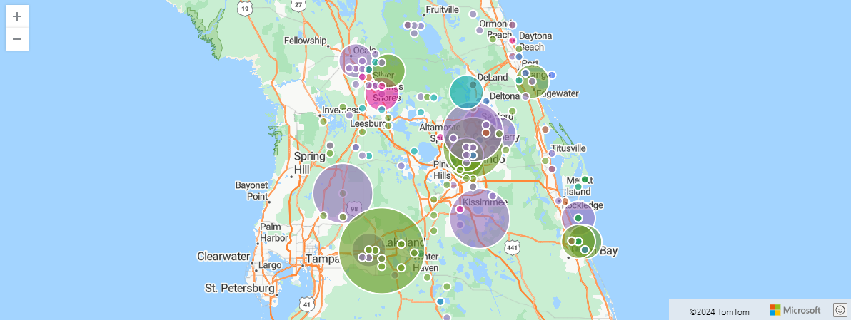 Képernyőkép az orlandói vihareseményről, amely kördiagram-pontokkal jelenik meg egy térképen.