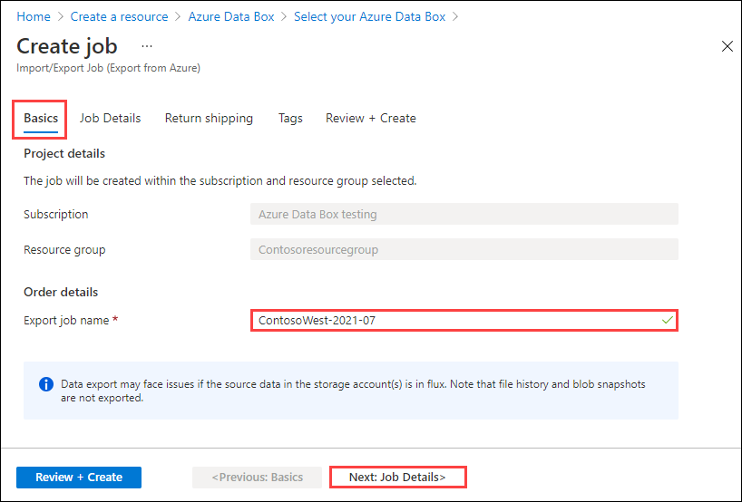 Képernyőkép egy exportálási feladat Alapjai lapról az Azure Import/Export alkalmazásban. Az Alapismeretek lap, a Feladatnév importálása szövegmező és a Tovább: Feladat részletei gomb kiemelten jelenik meg.