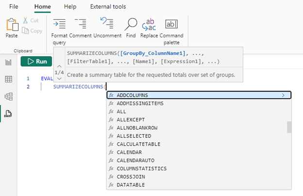 Képernyőkép a DAX-lekérdezésszerkesztő intellisense-ről.