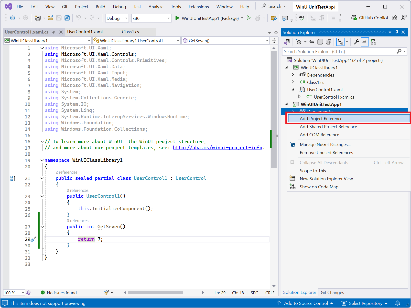 Képernyőkép a Függőségek helyi menüjéről, benne a Projekt hivatkozás hozzáadása kiemelve a Visual Studio-ban.