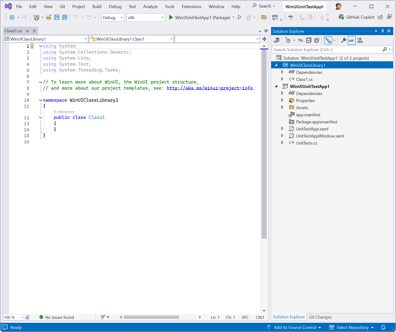 A Solution Explorer-ben kiemelt új 'WinUI Osztálykönyvtár' projekt képernyőképe, a Class1.cs fájl pedig meg van nyitva a kódszerkesztőben.