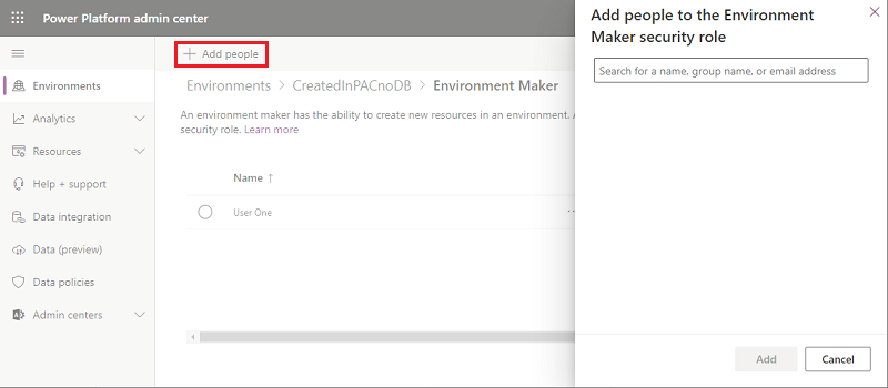 Cuplikan layar menambahkan pengguna ke peran pembuat lingkungan di Power Platform pusat admin.