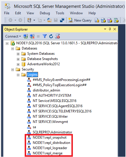Cuplikan layar keempat akun di Object Explorer.