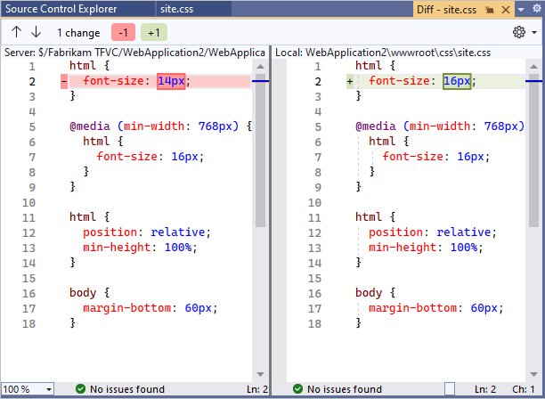 Cuplikan layar yang memperlihatkan jendela bandingkan, dengan dua versi file berdampingan.