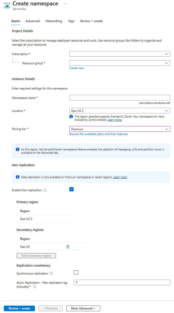 Cuplikan layar memperlihatkan pengalaman Buat Namespace dengan Geo-Replikasi diaktifkan.