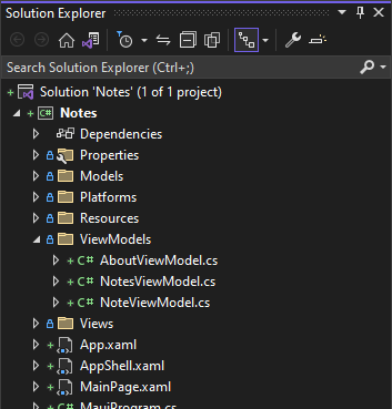 Penjelajah solusi memperlihatkan folder MVVM.