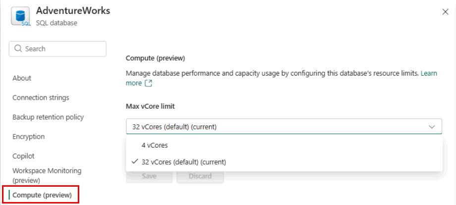 Cuplikan layar dari portal Fabric memperlihatkan cara mengonfigurasi batas maksimum v Core untuk database SQL.