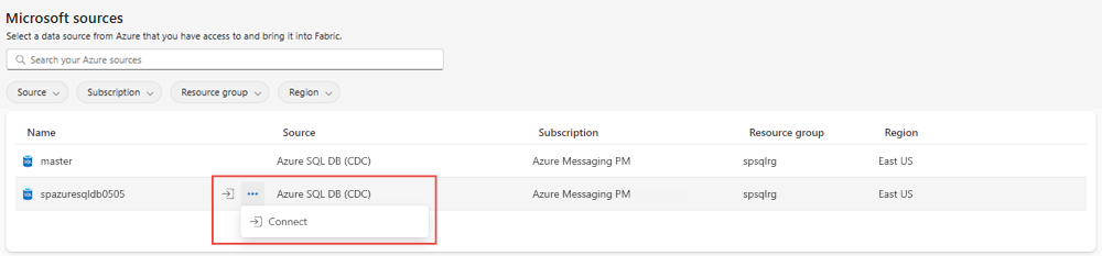 Cuplikan layar yang memperlihatkan tab sumber Microsoft dengan filter untuk memperlihatkan database SQL dan tombol sambungkan untuk database Azure SQL.