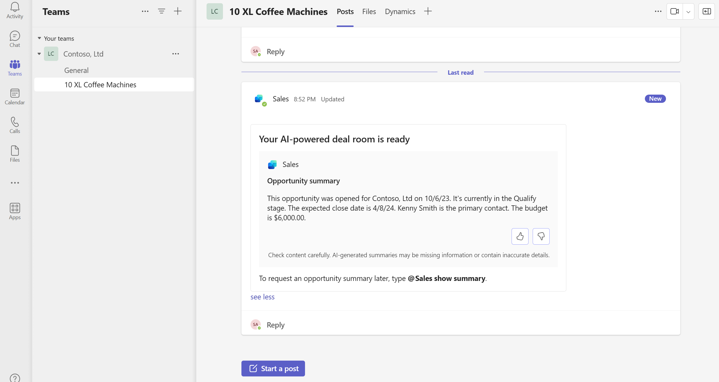 Cuplikan layar ringkasan peluang yang dihasilkan AI di saluran ruang transaksi di Teams.