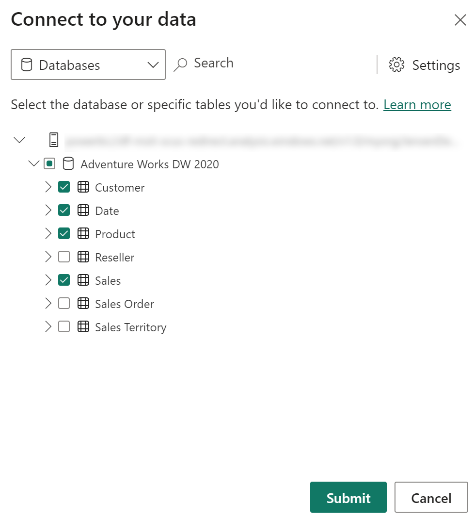 Dialog yang memungkinkan menentukan tabel apa yang akan dimuat dari model semantik Power BI atau model Analysis Services.