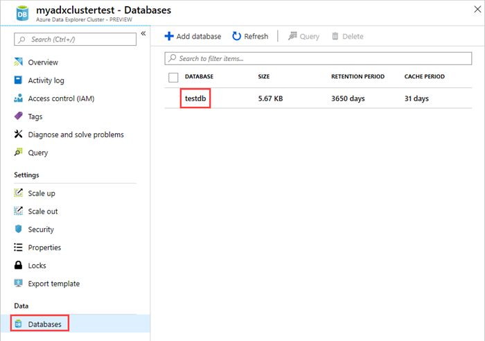 Cuplikan layar Antarmuka Pengguna Web Azure Data Explorer, memperlihatkan daftar database dengan testdb dipilih.