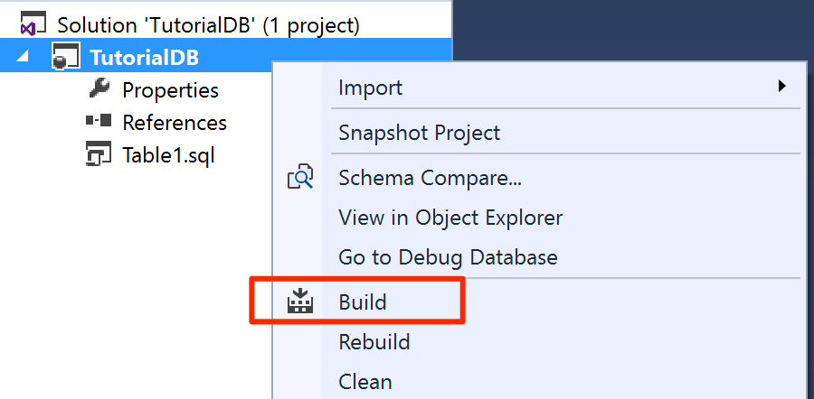 Cuplikan layar memperlihatkan TutorialDB dengan opsi Build dipanggil.