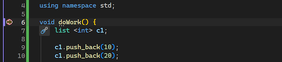 Cuplikan layar yang memperlihatkan debugger dalam keadaan dijeda pada titik henti yang telah ditetapkan di Visual Studio.