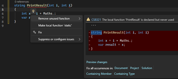 Cuplikan layar yang memperlihatkan detail rekomendasi Tindakan Cepat dengan ikon bola lampu di Visual Studio.