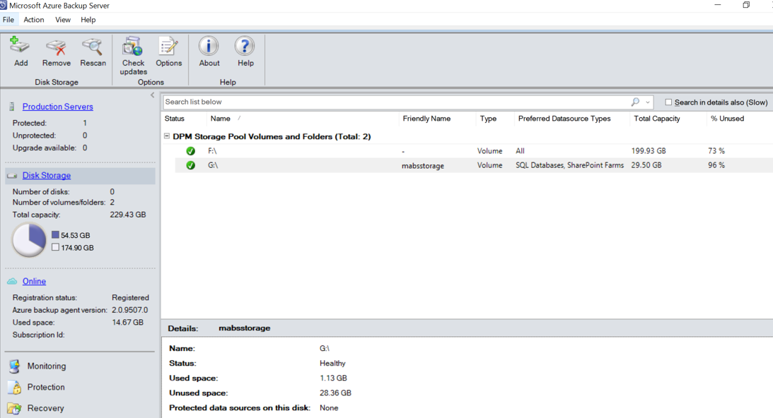 Screenshot che mostra i dischi e i volumi nella console Amministrazione istrator.