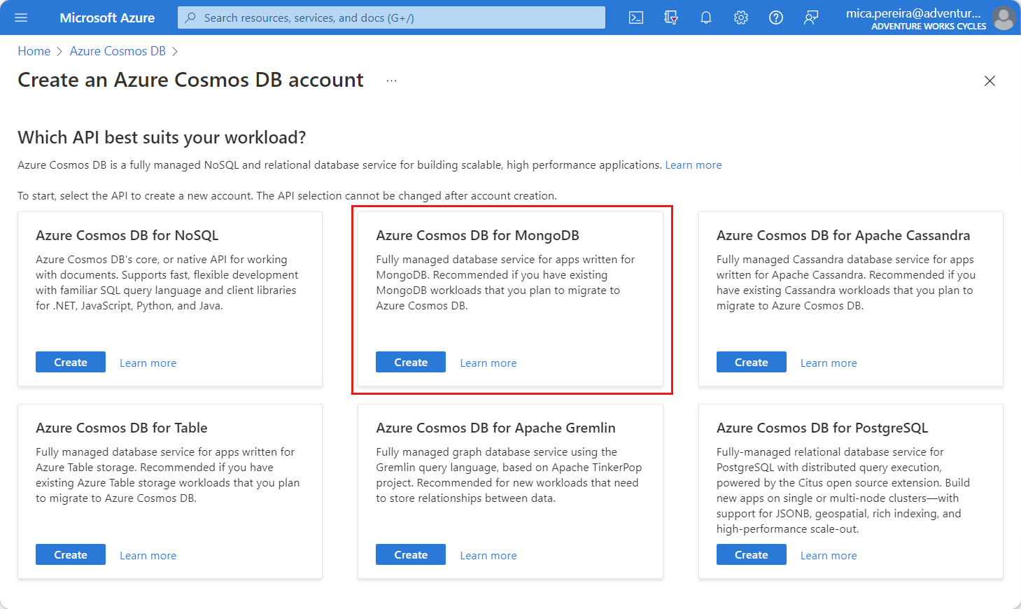 Screenshot della pagina dell'opzione seleziona API per Azure Cosmos DB.
