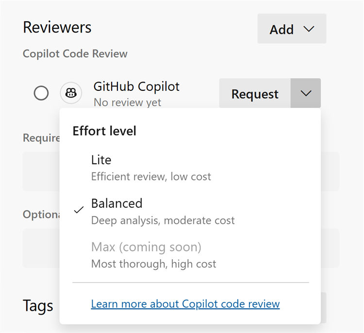 Selezionare il livello di impegno quando si richiede una revisione del codice GitHub Copilot.