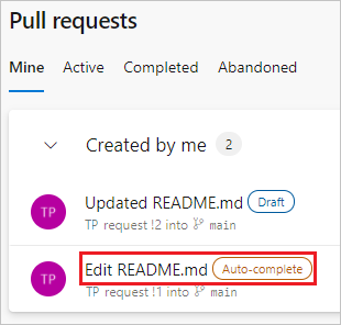 Screenshot che mostra una richiesta pull di completamento automatico nell'elenco delle richieste pull.