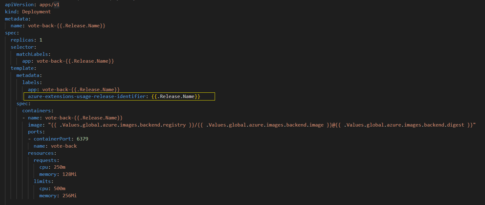Screenshot di un'etichetta di identificatore di fatturazione formattata correttamente in un file deployment.yaml. Il contenuto è simile al file depoyment.yaml di esempio collegato in questo articolo
