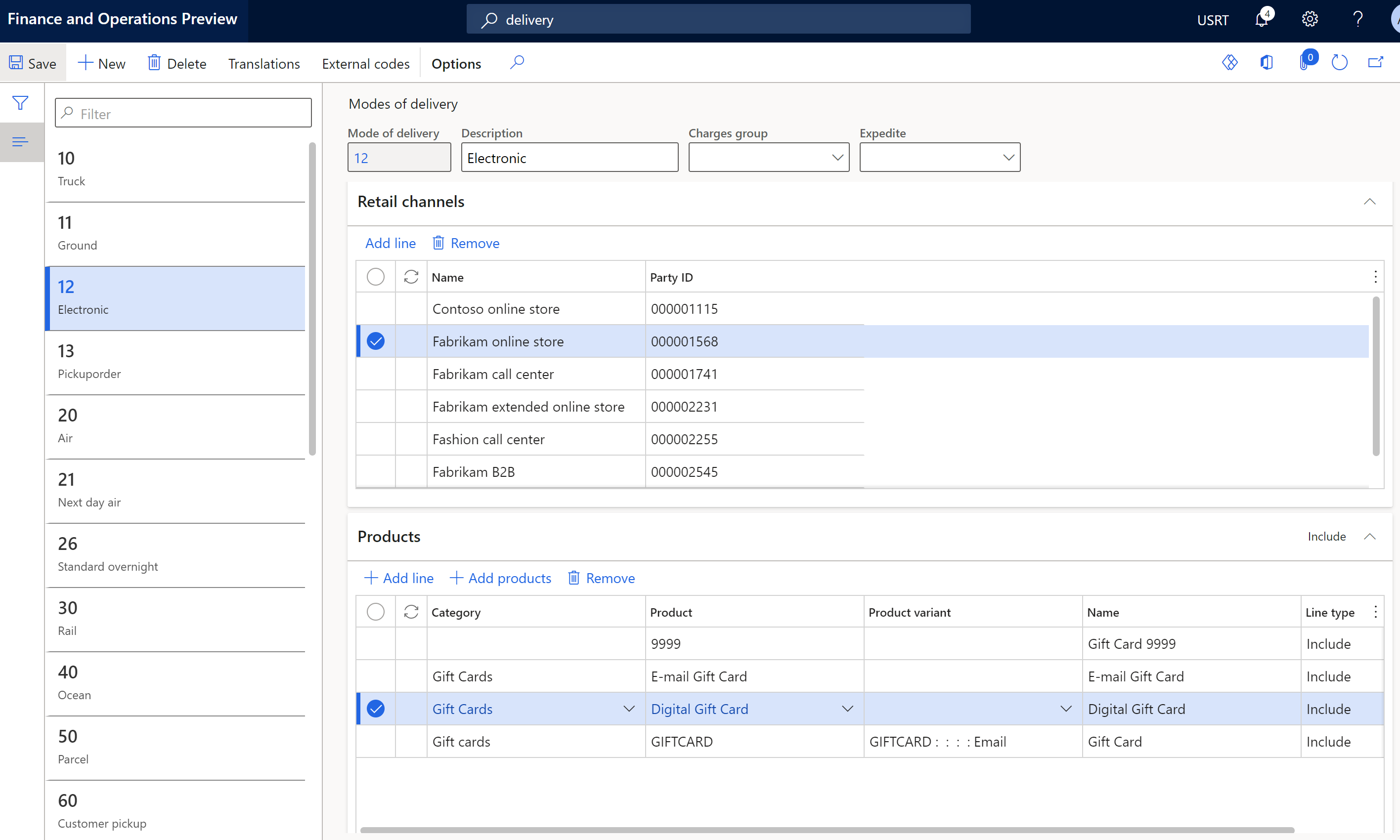 Screenshot di prodotti gift card digitali nella pagina Modalità di consegna in Commerce headquarters.
