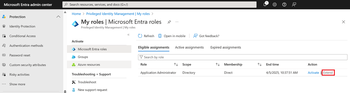 Ruoli di Microsoft Entra: pagina I miei ruoli che elenca i ruoli idonei con una colonna azione.