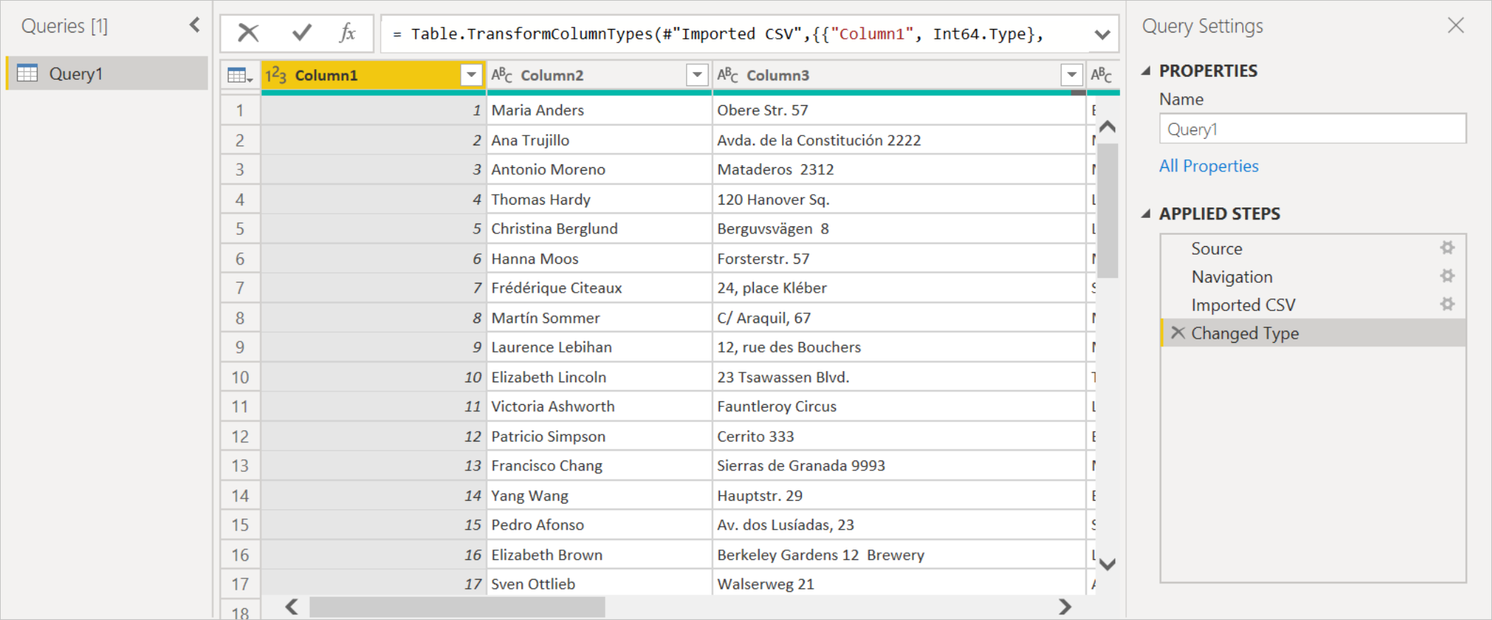 Screenshot dell'editor di Power Query, che mostra i dati del campo Binario espanso in una tabella con nomi e indirizzi, con CSV importato e Tipo modificato aggiunto al pannello Passaggi applicati.