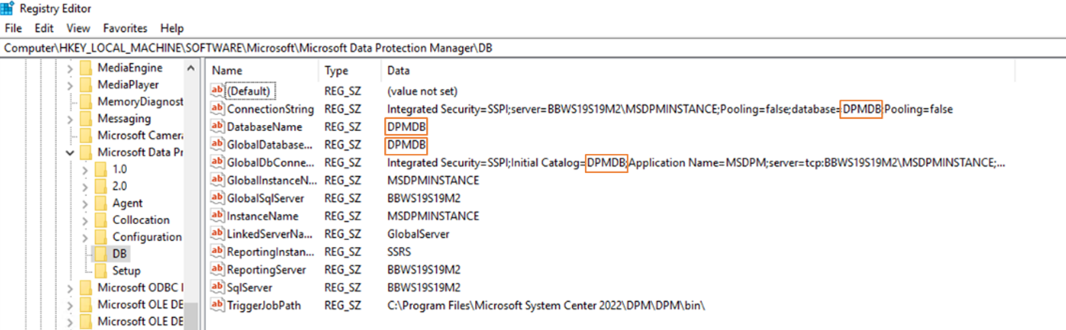Screenshot che mostra l'editor del Registro di sistema che riflette il nome del database.