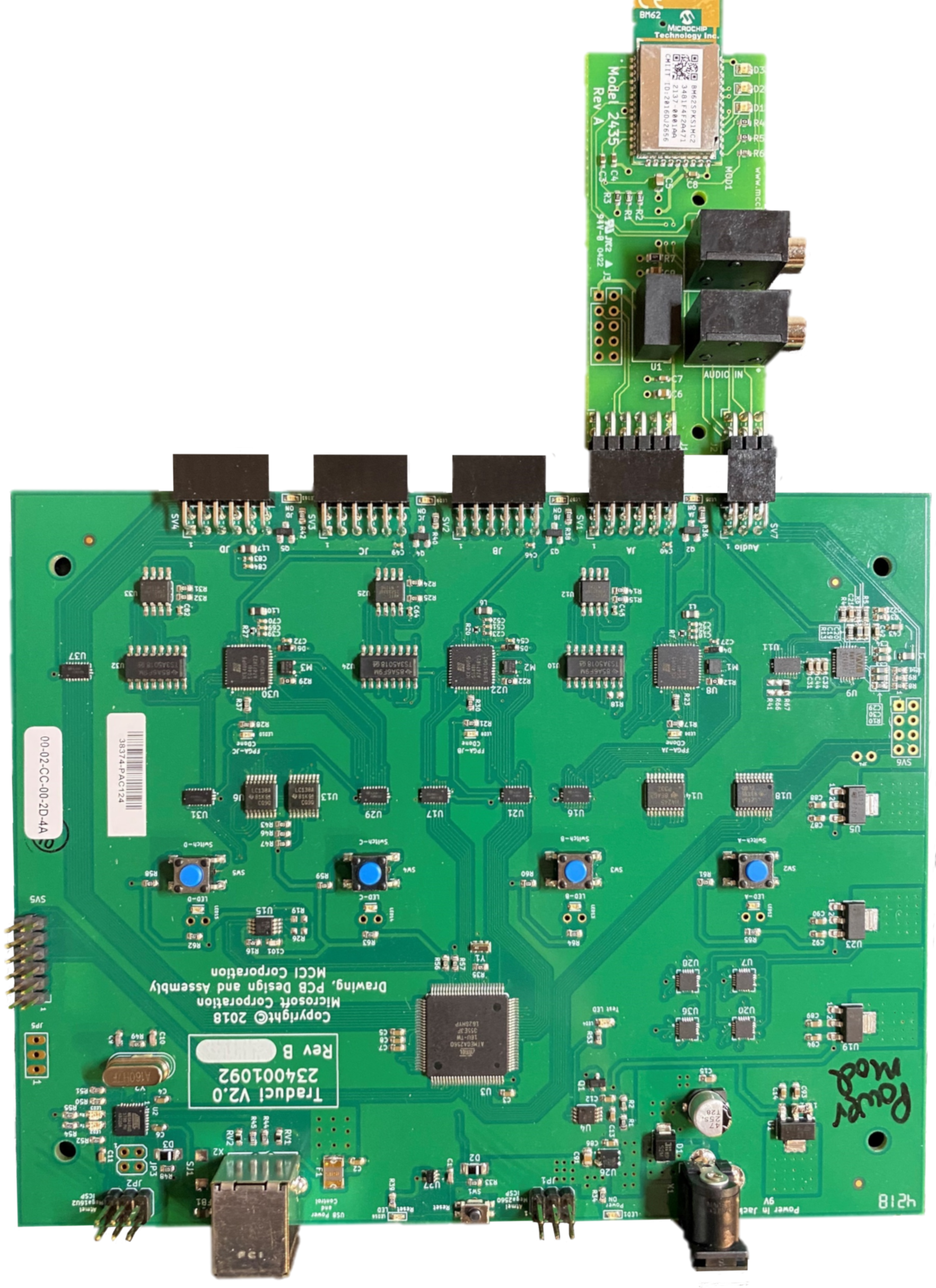 Foto del dispositivo radio Bluetooth BM62 connesso a Traduci.