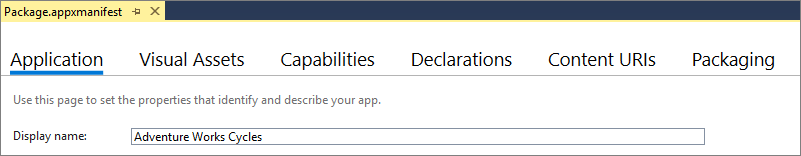 Screenshot del file Package.appxmanifest che mostra la scheda Applicazione con il nome visualizzato impostato su Adventure Works Cycles.