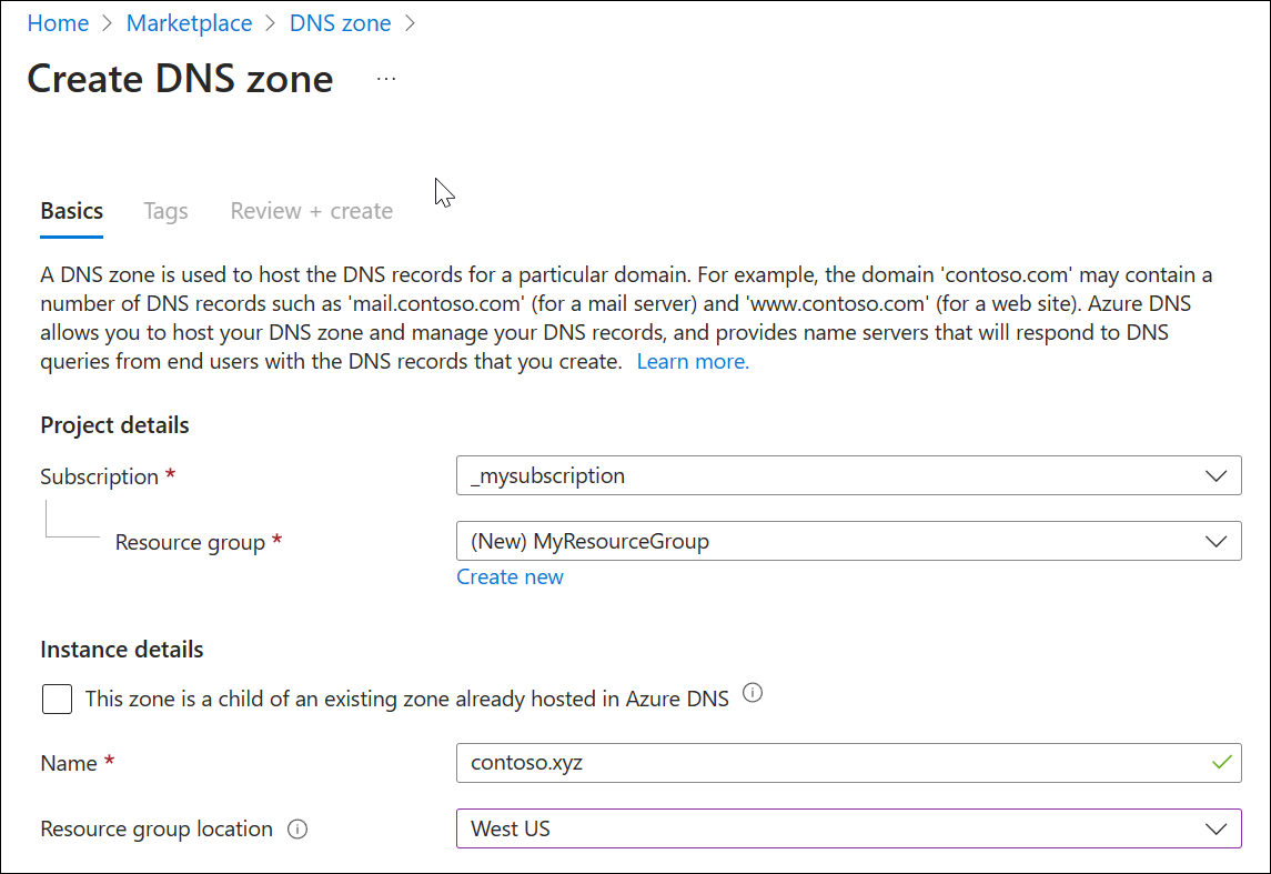 DNS ゾーンの作成方法を示すスクリーンショット。