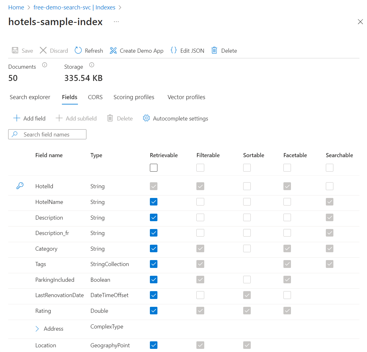 Azure portal の Azure AI 検索サービスでインデックスのスキーマ定義を示すスクリーンショット。