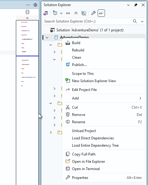 [ビルド] オプションが使用可能な SQL Server Management Studio のソリューション エクスプローラーのスクリーンショット。