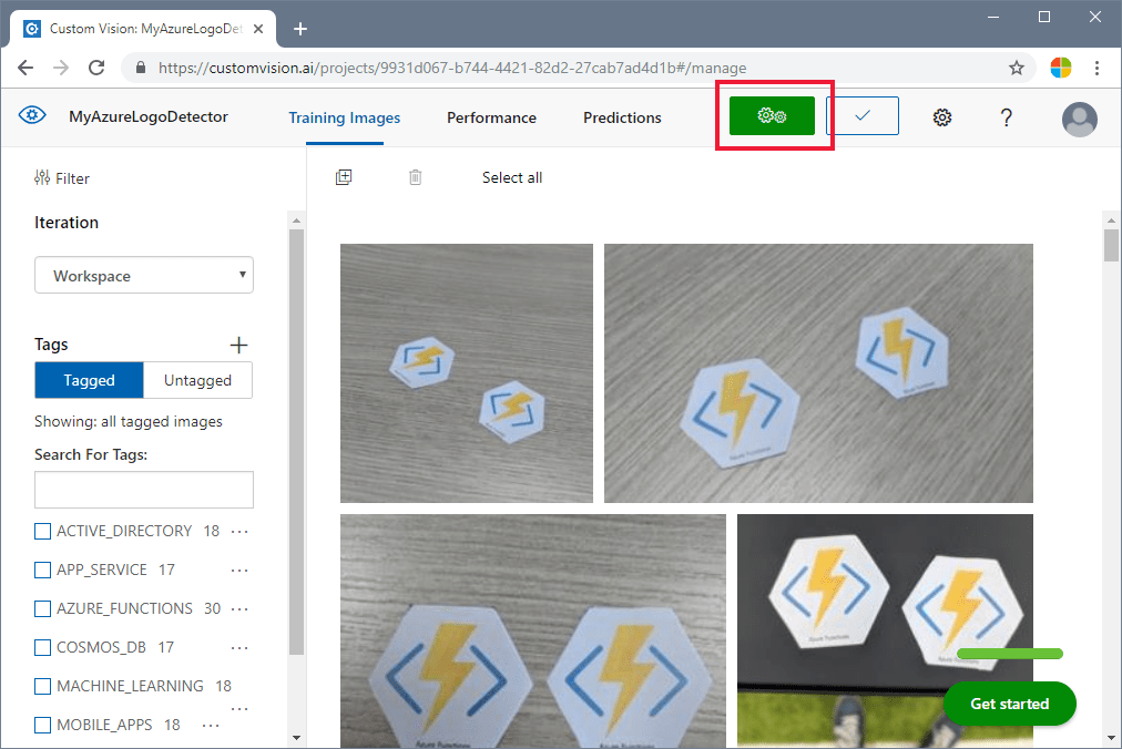 Custom Vision Web サイトの [Training Images]\(トレーニング画像\) タブ。このスクリーンショットでは、トレーニング ボタンが枠で囲まれている