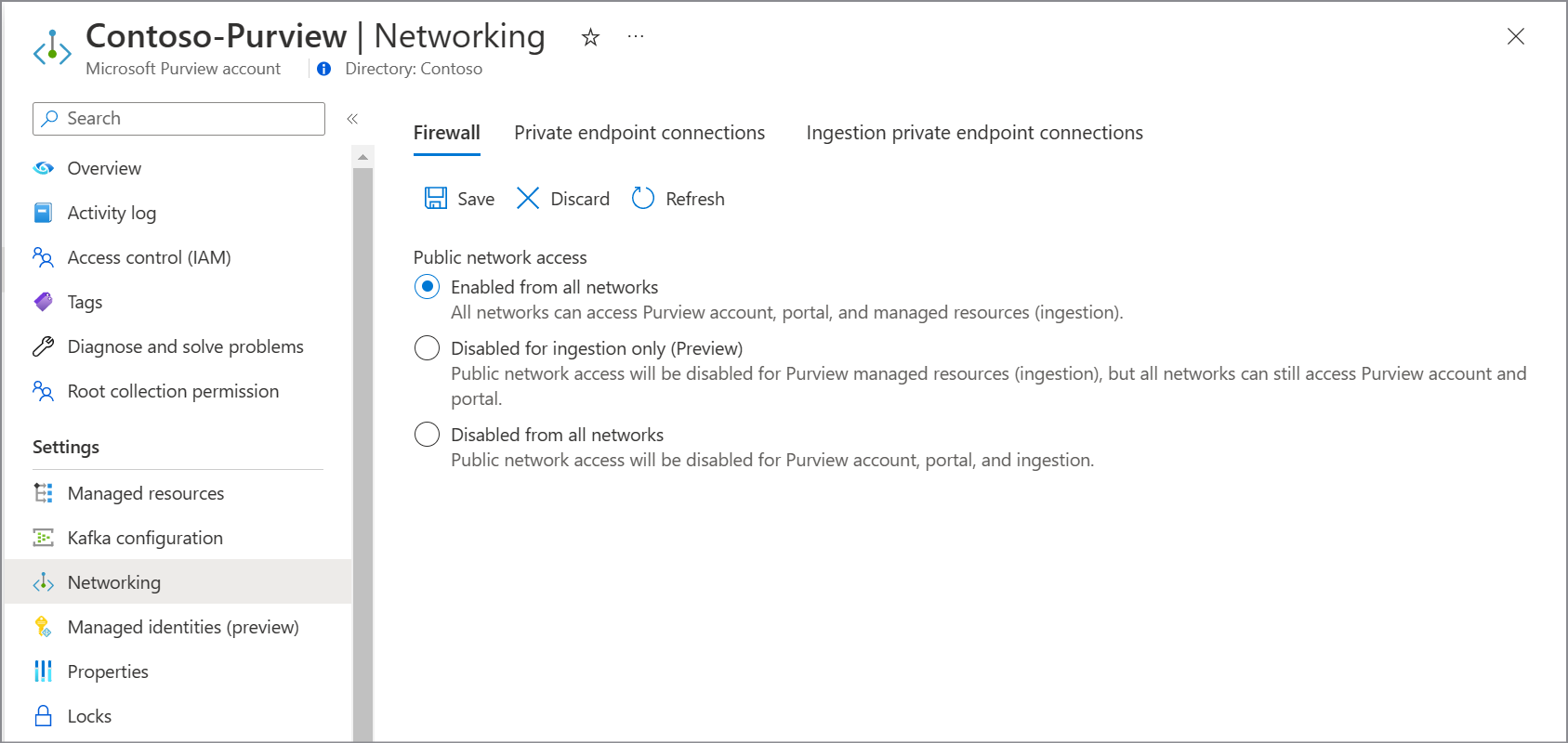 Azure portalで [パブリック ネットワーク] を選択している purview アカウントのファイアウォール ページを示すスクリーンショット。