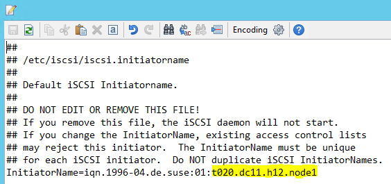 ノードの InitiatorName 値を含む initiatorname ファイルを示すスクリーンショット。