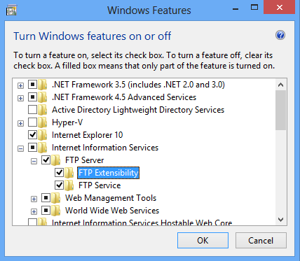 Windows 8 インターフェイスで選択された F T P 拡張機能と F T P サービスのスクリーンショット。