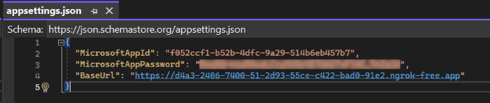 appettings JSON ファイルを示すスクリーンショット。appsettings は赤で強調表示されています。