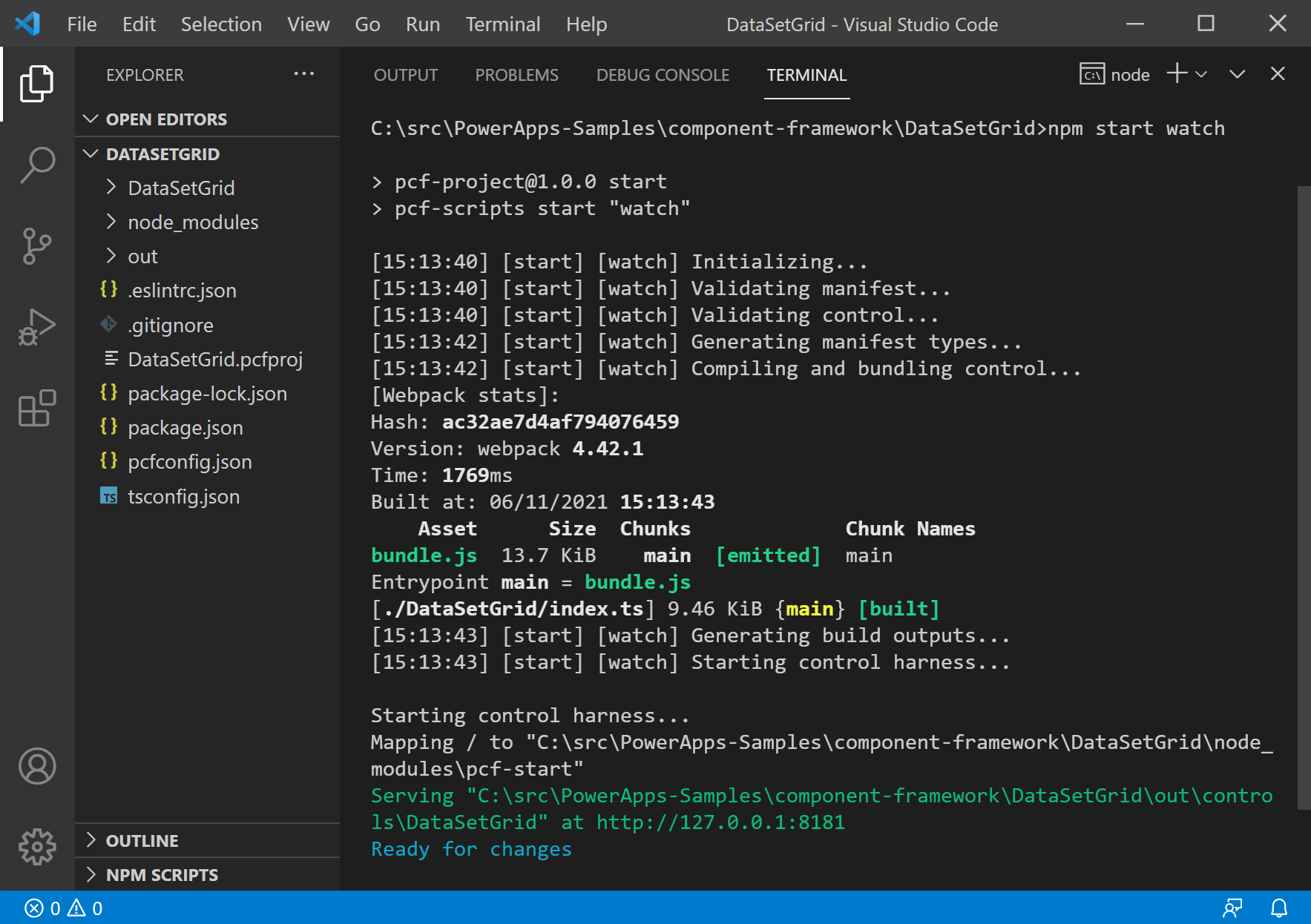 ウォッチ モードで DataSetGrid コンポーネントを実行しているVisual Studio Codeのスクリーンショット。