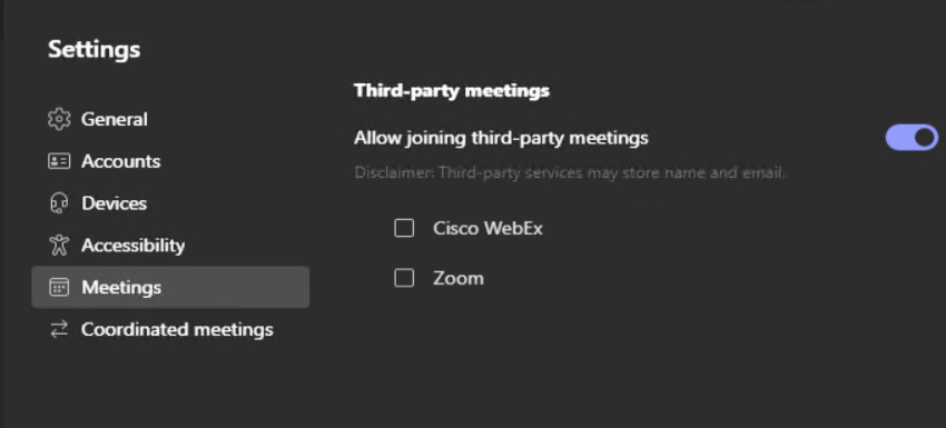 スクリーンショットは、Surface Hub 会議でサード パーティの会議を有効にするオプションを示しています。