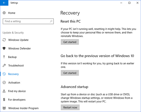 Windows 10 Recovery の以前のバージョンへの戻るオプションのスクリーンショット。