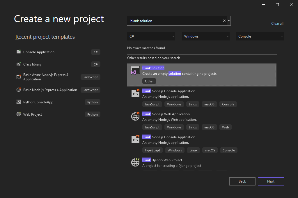 Visual Studio で選択された空のソリューション テンプレートを示すスクリーンショット。