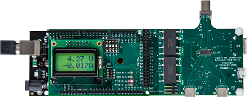 LCD ディスプレイ上の 4.27 V および -0.017A の USB Type-C ConnEx の画像。