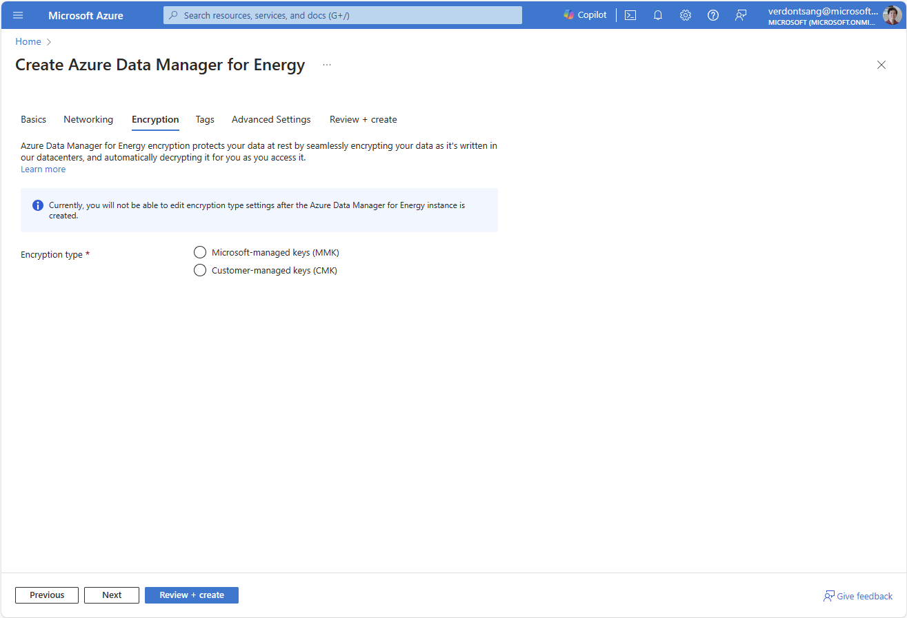 Azure Data Manager for Energy의 데이터 암호화 옵션 탭 스크린샷.