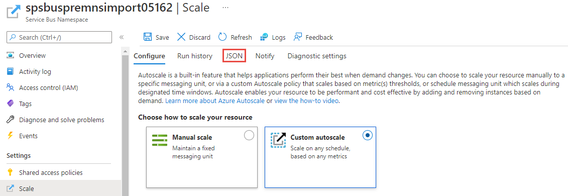 Azure Portal **Scale** 페이지의 명령 모음에 있는 JSON 단추의 선택을 보여 주는 이미지.