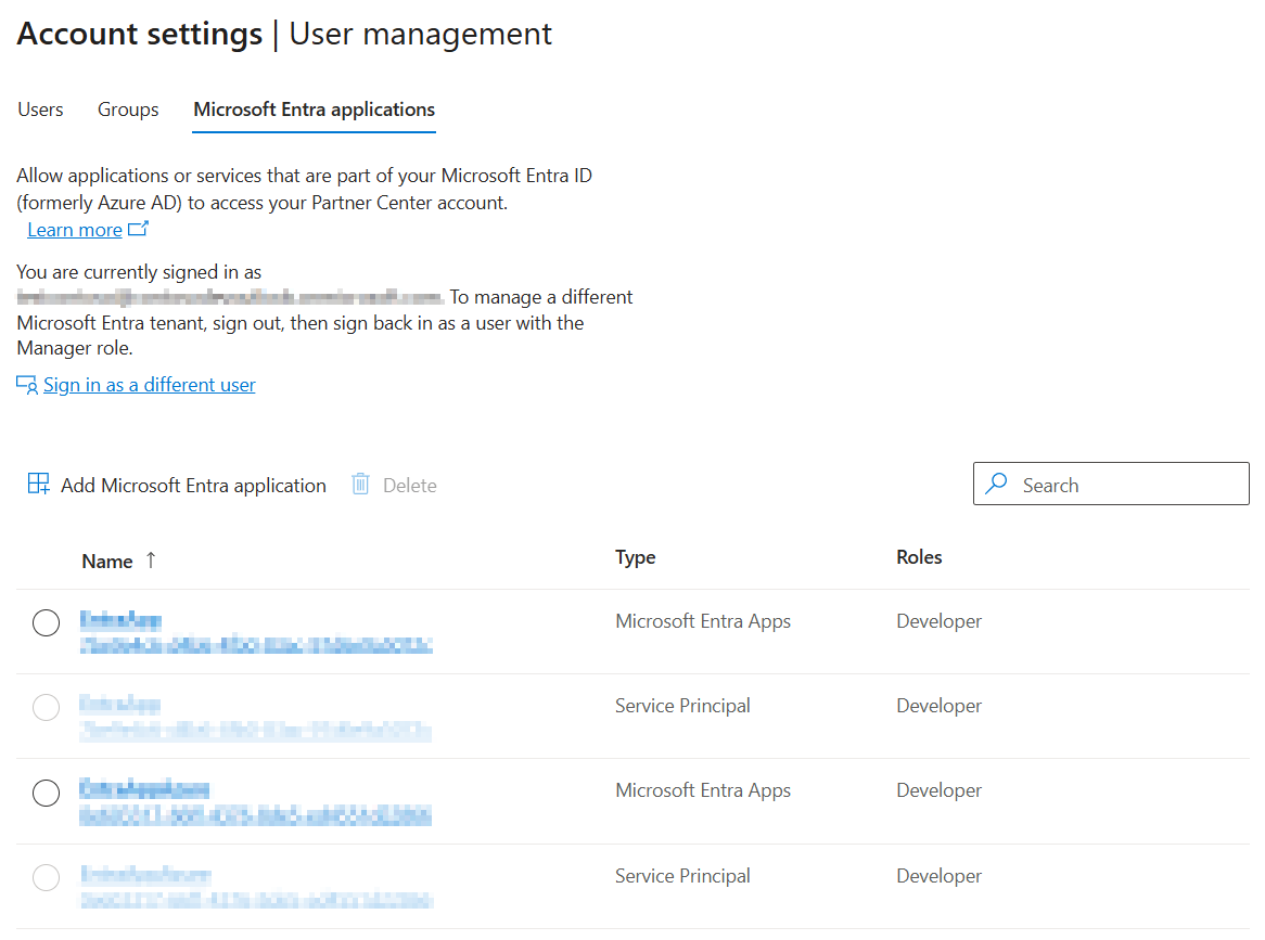 사용자 관리 페이지의 Microsoft entra 애플리케이션 탭을 보여 주는 스크린샷
