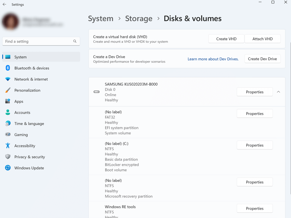 Screenshot of System > Storage > Disks & volumes