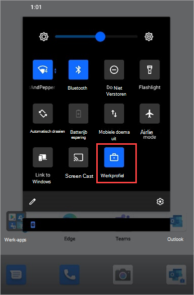 Schermopname van het pictogram geactiveerd werkprofiel in de snelle instellingen van Surface Duo.