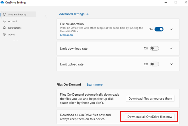 Schermopname van de meest recente pagina met OneDrive-instellingen waarin de optie Alle OneDrive-bestanden downloaden is gemarkeerd.