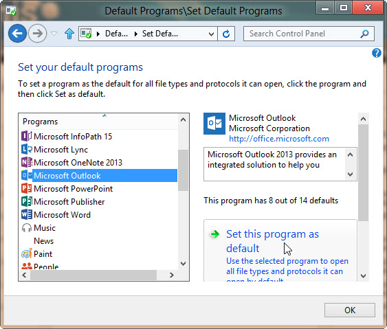 Schermopname van het venster Standaardprogramma's instellen wanneer u Microsoft Outlook selecteert in de lijst met programma's.