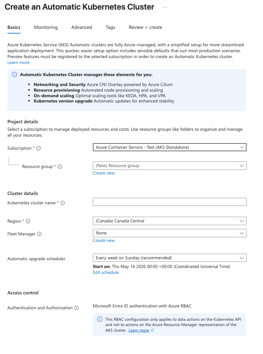  Zrzut ekranu przedstawiający kartę Tworzenie — podstawy dla klastra automatycznego usługi AKS w portalu Azure.